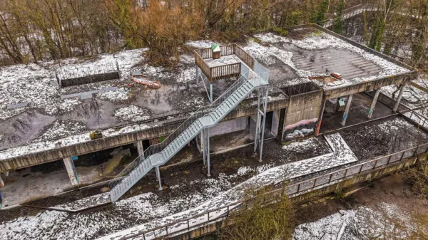 Transformatie van gebouwen tot vleermuishabitat | 1 Afbeelding van een voorbeeldproject van een verlaten gebouw in Mechelen welke is omgebouwd tot een habitat voor vleermuizen.