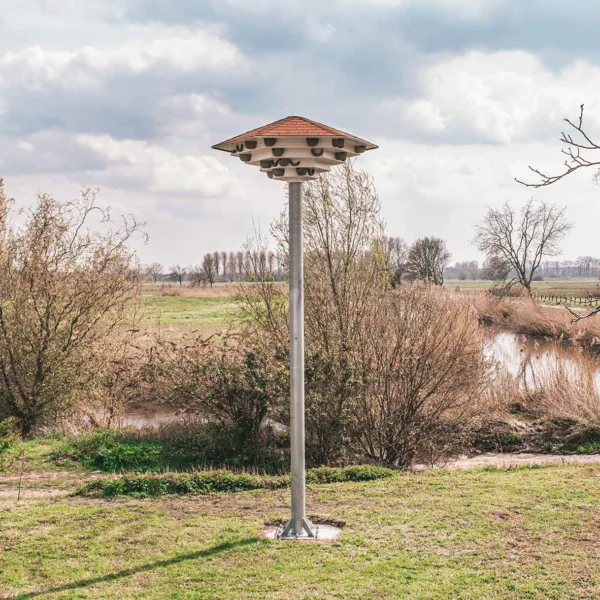 Grote Huiszwaluwtil voor kolonies